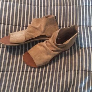 East of Eden Billabong Sandals New 7